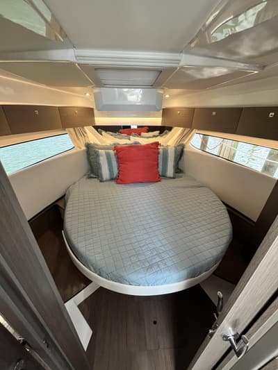 BOATZON | Jeanneau NC 1095 FLY 2025