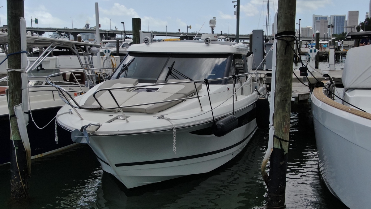 2017 Jeanneau NC 11 - Sold Boat