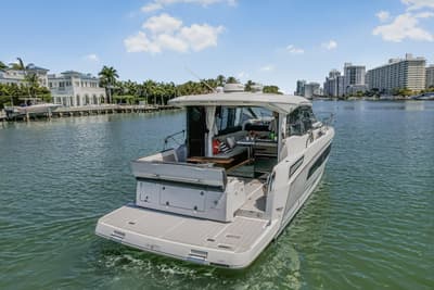 BOATZON | Jeanneau NC 37 2020