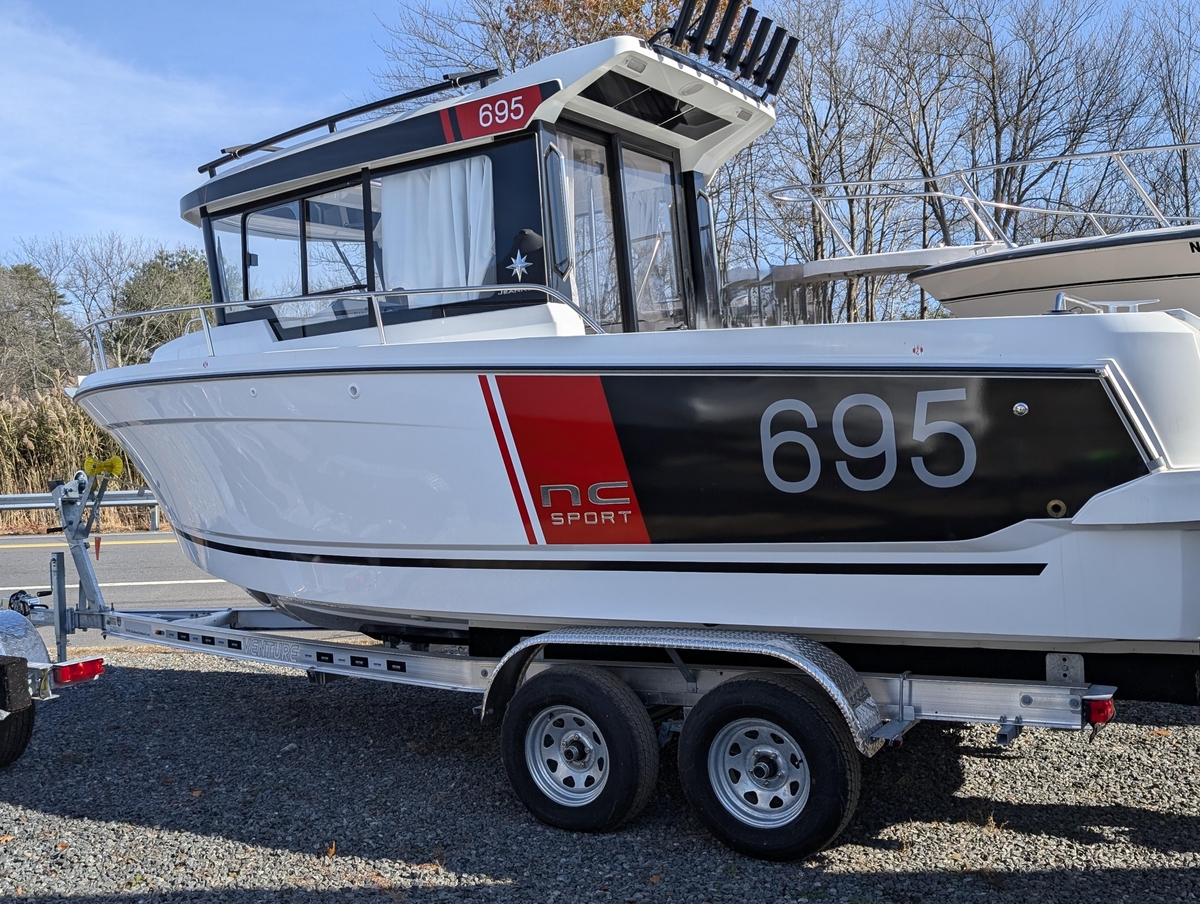 2023 Jeanneau NC 695 Sport Serie 2 - Sold Boat