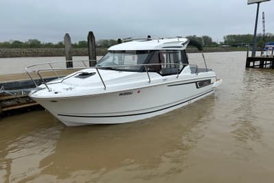 BOATZON | Jeanneau NC 795 2021
