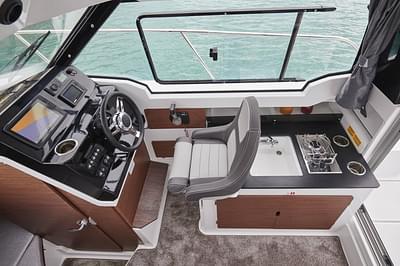 BOATZON | Jeanneau NC 795 Series 2 2025