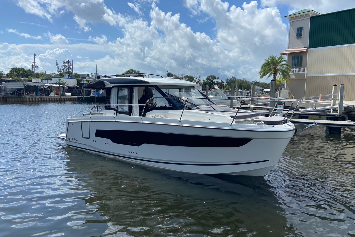 2026 Jeanneau NC 895 Series 2 - Sold Boat