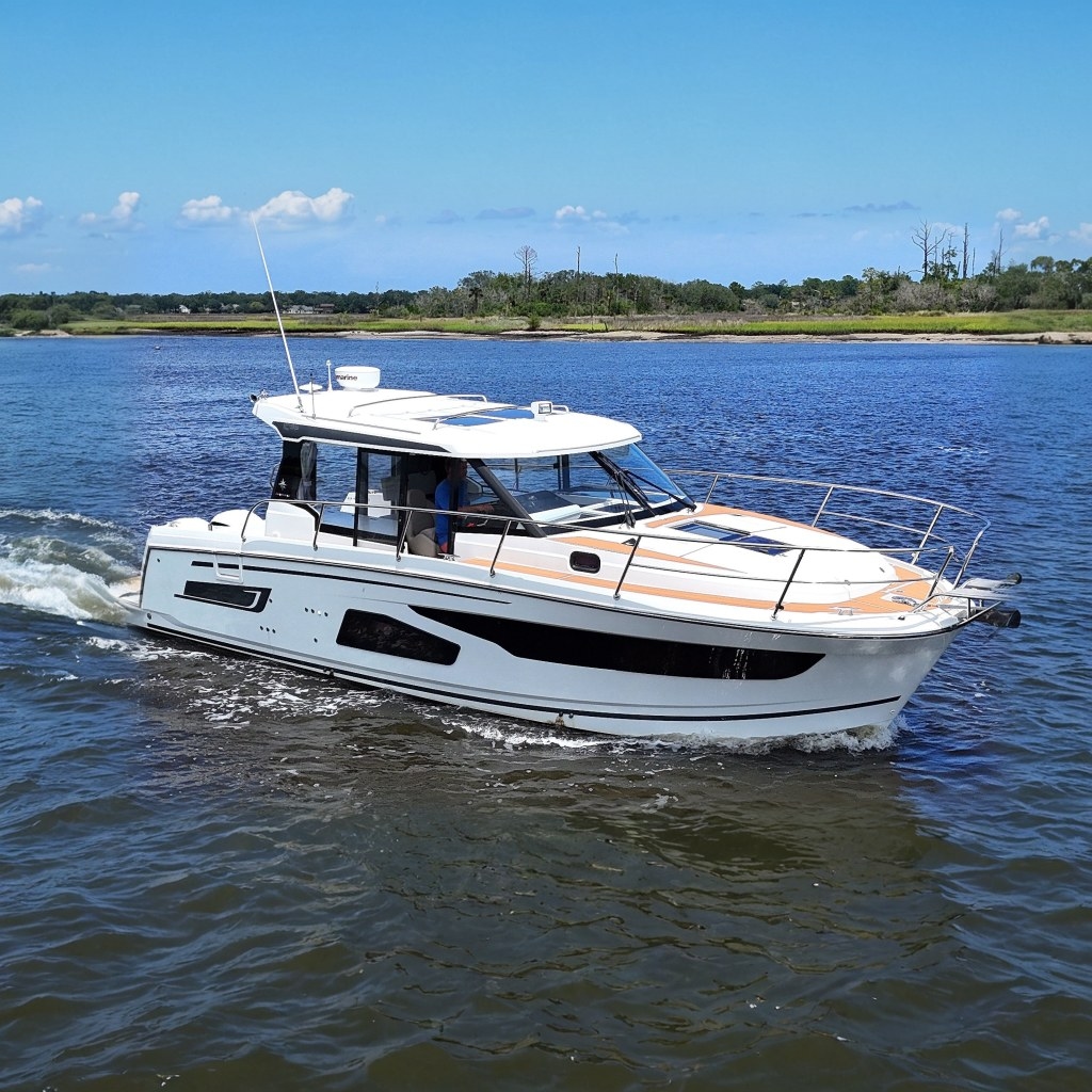2021 Jeanneau NC Weekender 1095 - Sold Boat