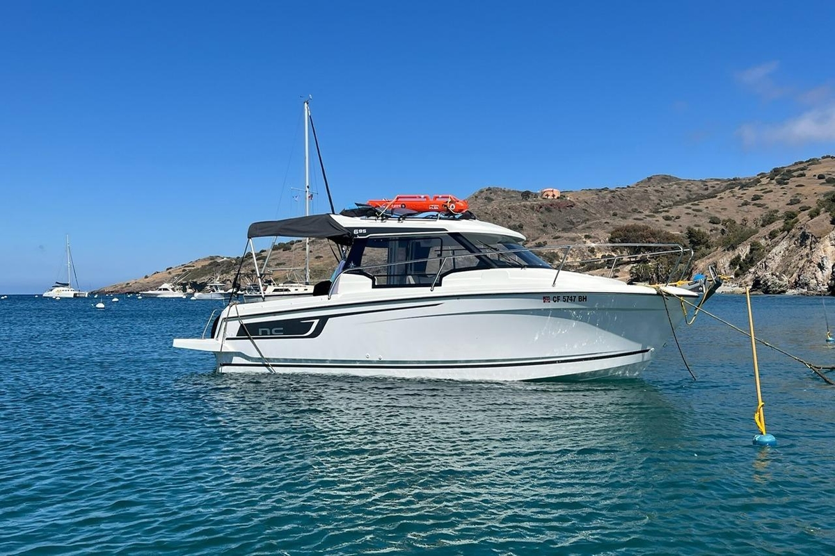 2023 Jeanneau NC Weekender 695 Series 2 - Sold Boat