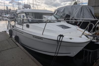 BOATZON | Jeanneau NC Weekender 795 Series 2 2022