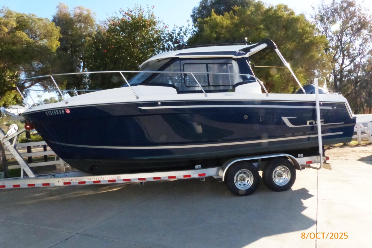 2023 Jeanneau NC Weekender 795 Series 2 - Sold Boat