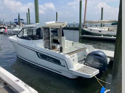 BOATZON | Jeanneau NC695 2018
