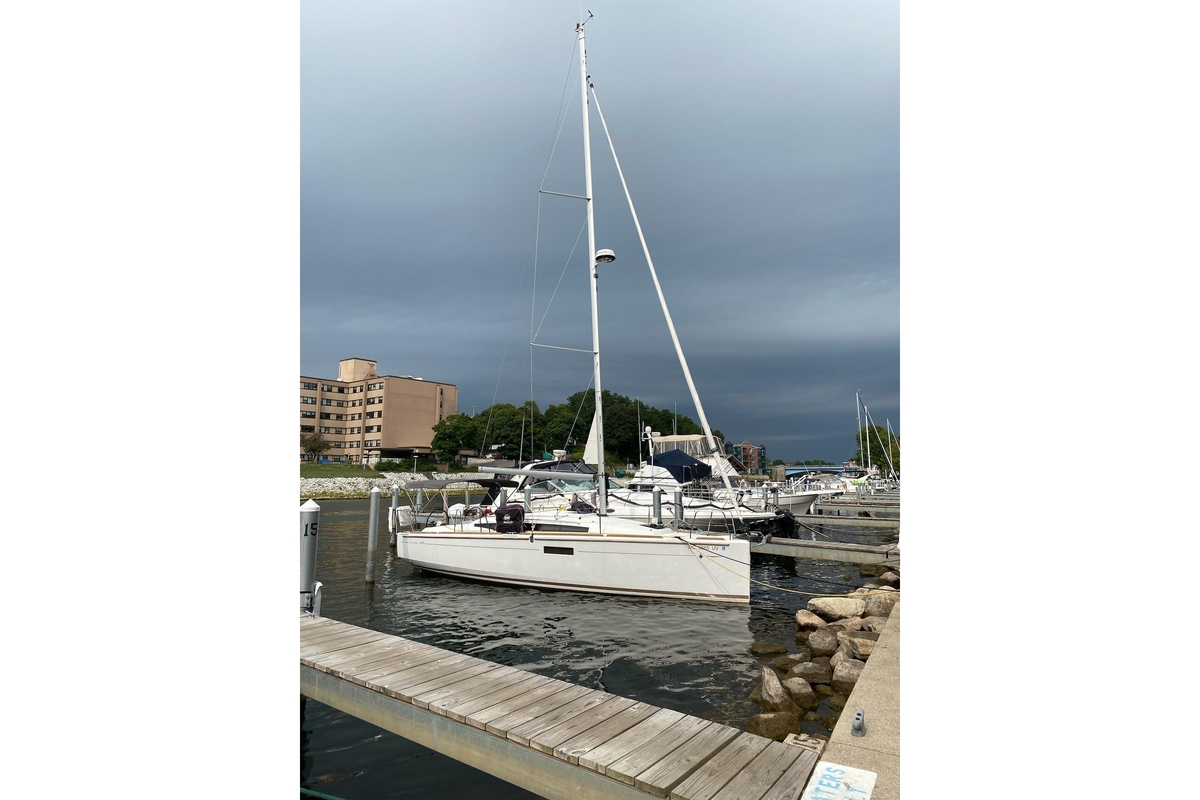 2023 Jeanneau Sun Odyssey 349 - Sold Boat