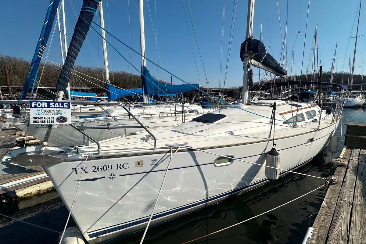 2004 Jeanneau Sun Odyssey 35 - Sold Boat