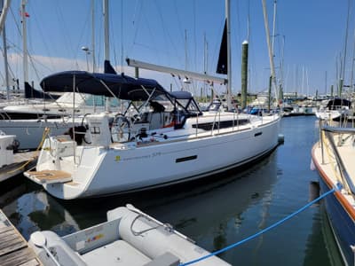 BOATZON | Jeanneau Sun Odyssey 379 2016