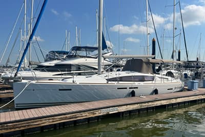 BOATZON | Jeanneau Sun Odyssey 44 DS 2013