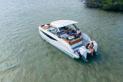 BOATZON | Jeanneau TH33 2026