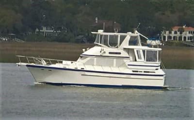 BOATZON | Jefferson 42 SE Sundeck Motor Yacht 1987