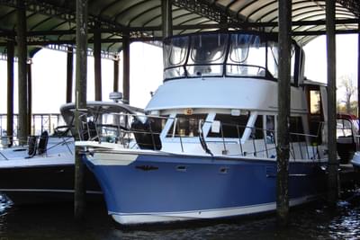 BOATZON | Jefferson 46 Sundeck 1989