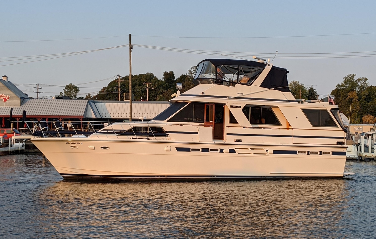 1990 Jefferson Marquessa 52 - Sold Boat