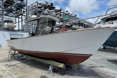 BOATZON | Jet Center Console 2013