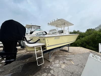 BOATZON | Jupiter 31 CC FWD Seating 2006