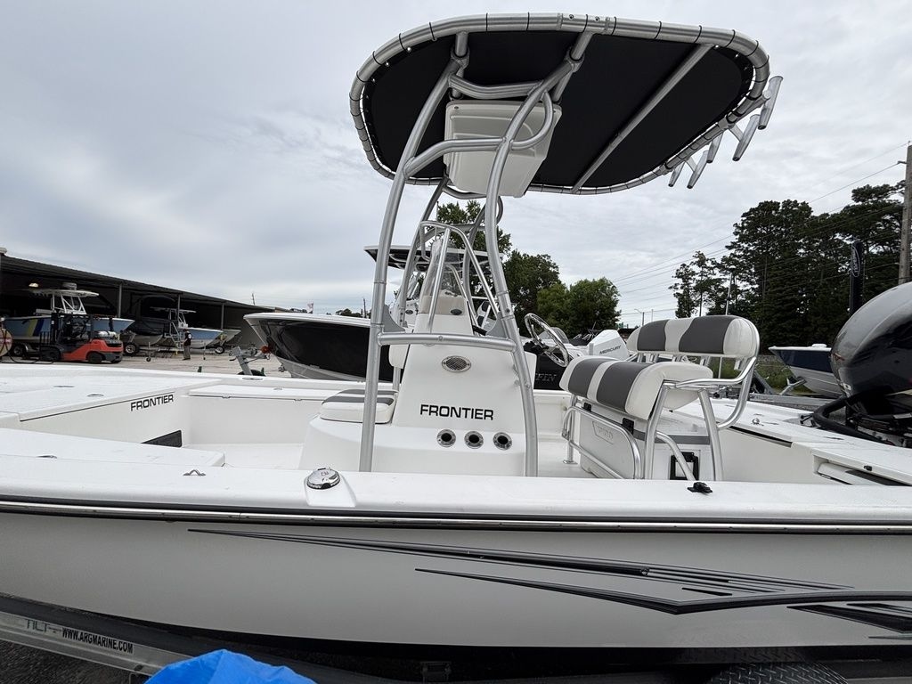 2018 K2 FRONTIER 2104 - Sold Boat
