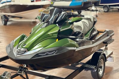 BOATZON | Kawasaki JET SKI ULTRA 160 LX 2025