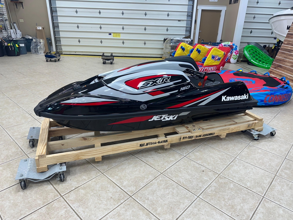 2024 Kawasaki SXR160 - Sold Boat