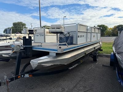 BOATZON | Kennedy 20 Pontoon w Merc 40hp  Bunk Trailer 1987