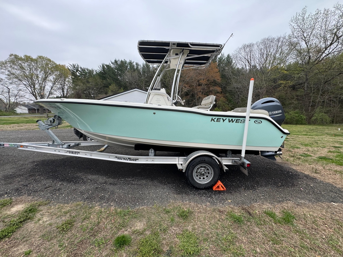 2023 Key West 203 FS - Sold Boat