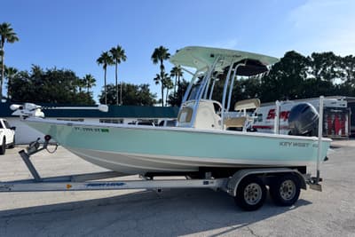 BOATZON | Key West 210 Bay Reef 2020