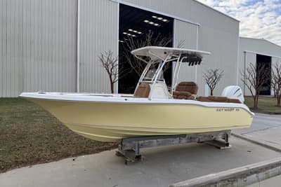 BOATZON | Key West 239 FS 2026