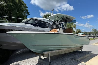 BOATZON | Key West 239 FS 2027
