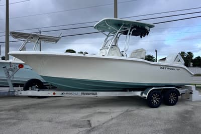 BOATZON | Key West 239 FS 2027