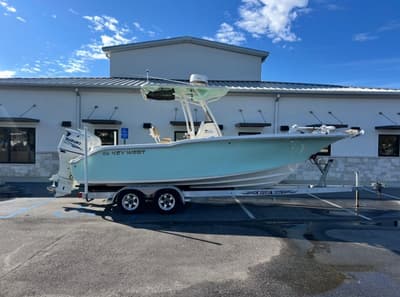 BOATZON | Key West 244 Center Console 2016