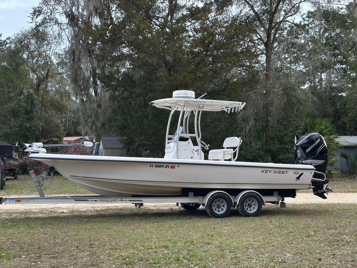 2010 Key West 246 Bay Reef - Sold Boat