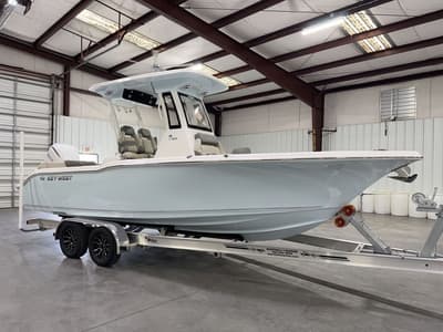 BOATZON | Key West 249 FS 2027