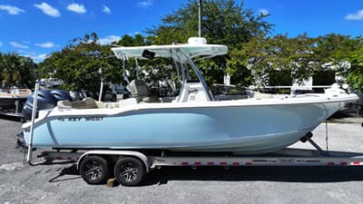 BOATZON | Key West 263 FS 2022
