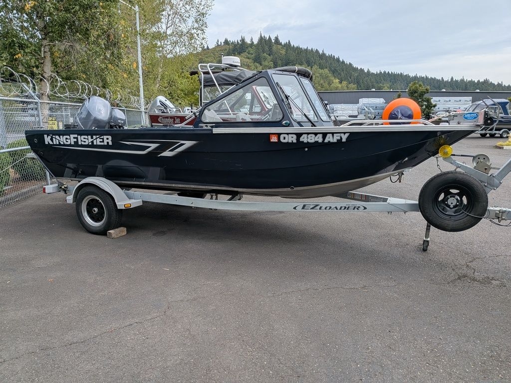 2017 KingFisher 1825 Falcon - Sold Boat
