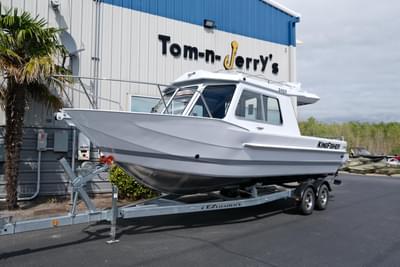 BOATZON | KingFisher 2425 Escape HT 2025 BOATZON | KingFisher 2425 Escape HT 2025