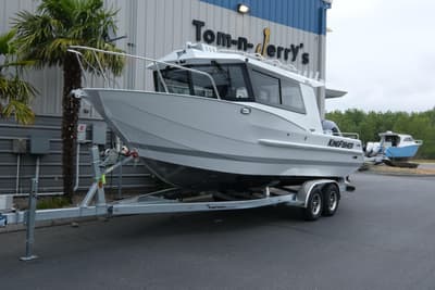 BOATZON | KingFisher 25 XAC 2027