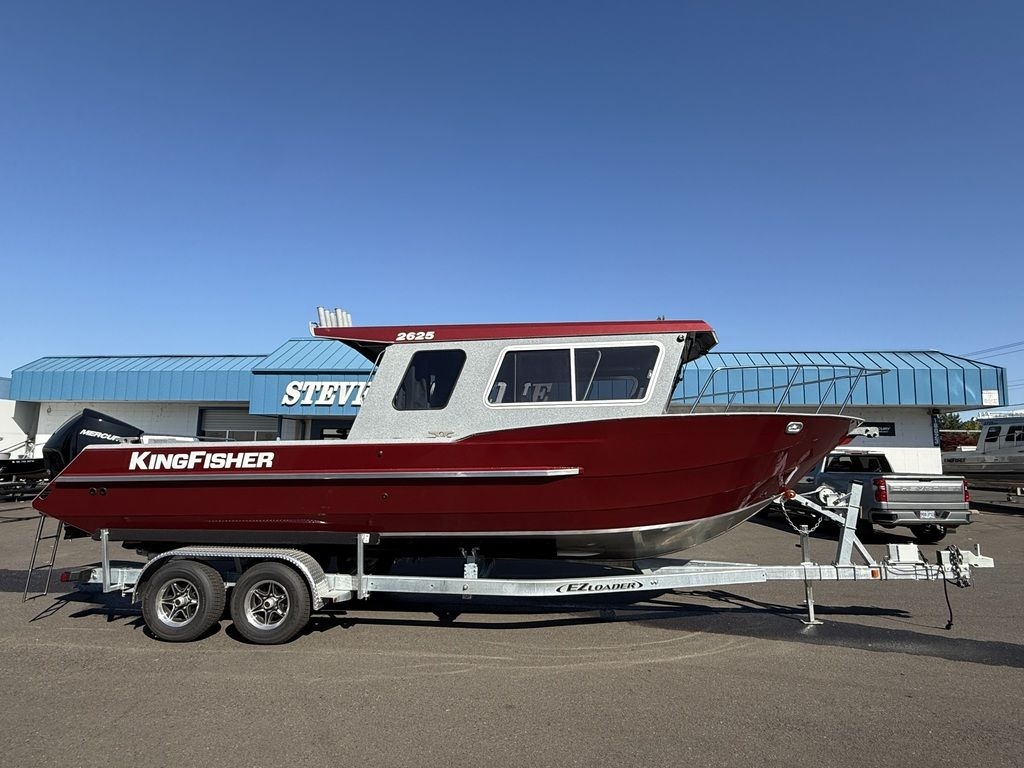 2025 KingFisher Coastal Express 2625 - Sold Boat