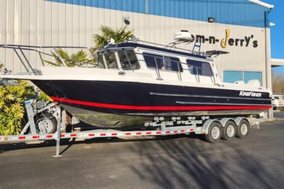 BOATZON | KingFisher 3025 Destination 2023