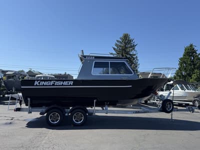 BOATZON | KingFisher Escape HT 2225 22 2025 BOATZON | KingFisher Escape HT 2225 22 2025