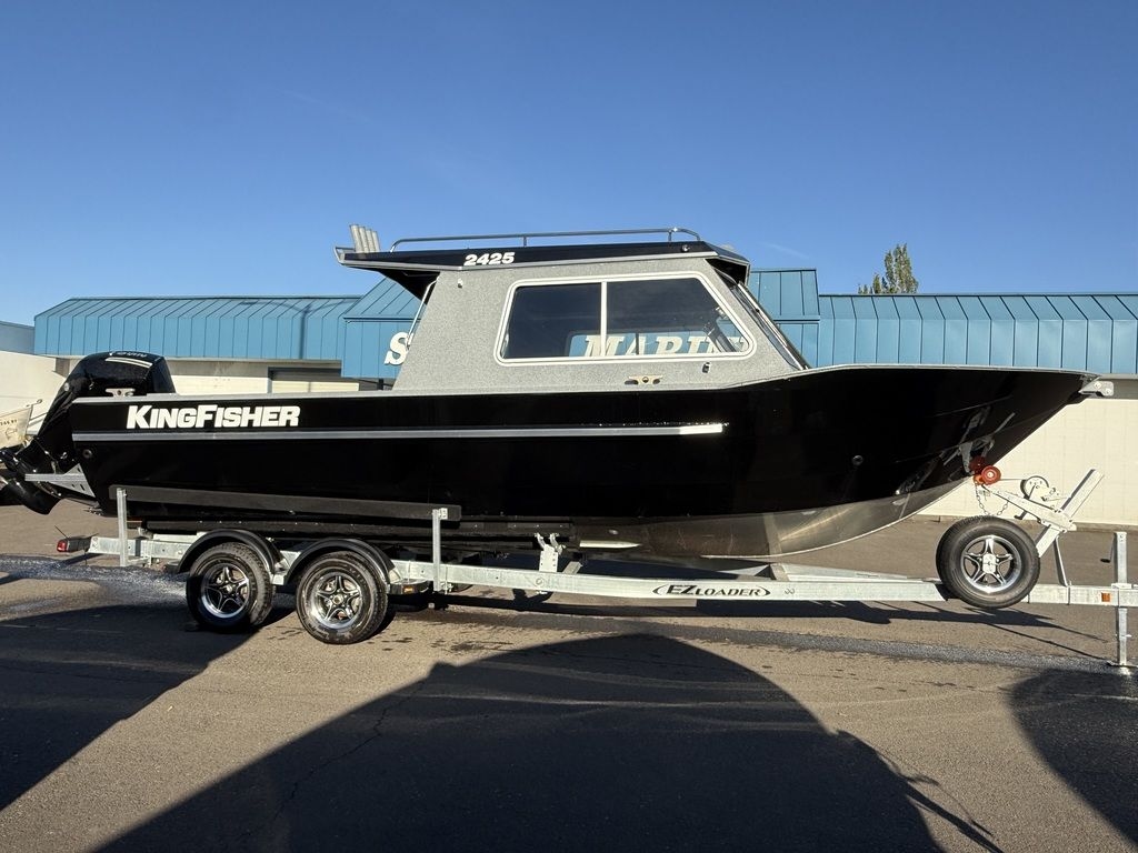 2025 KingFisher Escape HT 2425 - Sold Boat