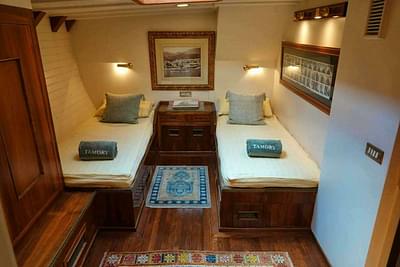 BOATZON | Koser & Meyer Custom 1952 BOATZON | Koser & Meyer Custom 1952