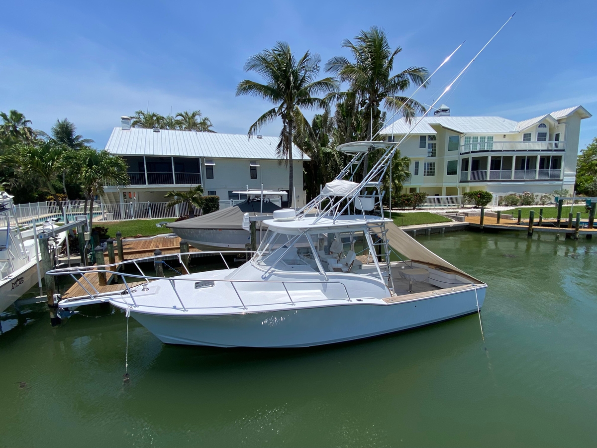 1995 L&H 33 - Sold Boat