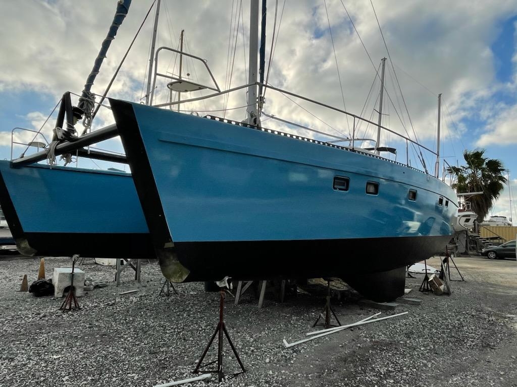 1993 Lagoon 42 - Sold Boat