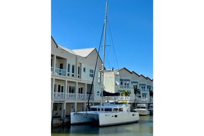 BOATZON | Lagoon 450 F 2012