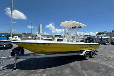 BOATZON | Lake & Bay Backwater 24 2007