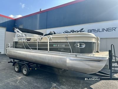 BOATZON | Landau 212 CRS Island Breeze 2017