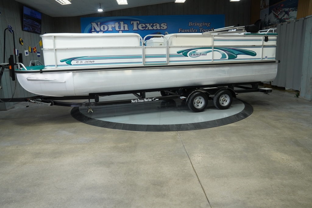 1998 Landau RE 24 Castaway - Sold Boat