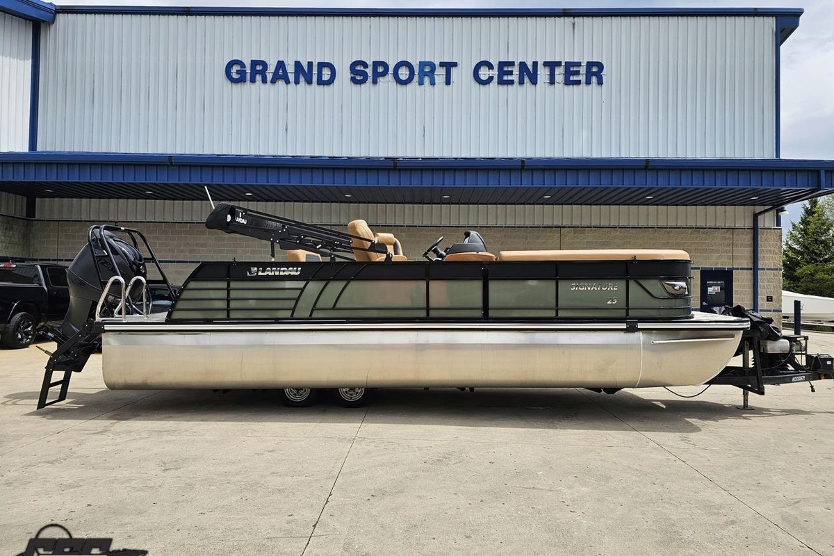 2026 Landau Signature 25C - Sold Boat